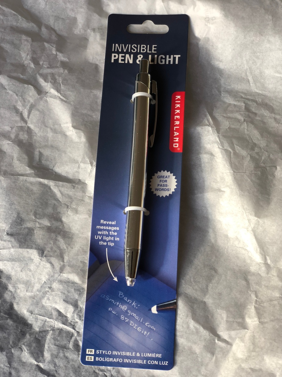 Invisible Ink Pen with UV Light – The Review Studio